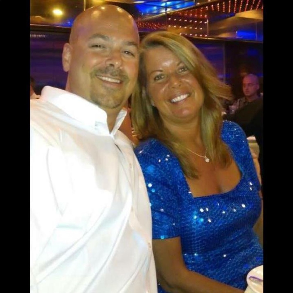 Dress - Picture 7 of 8